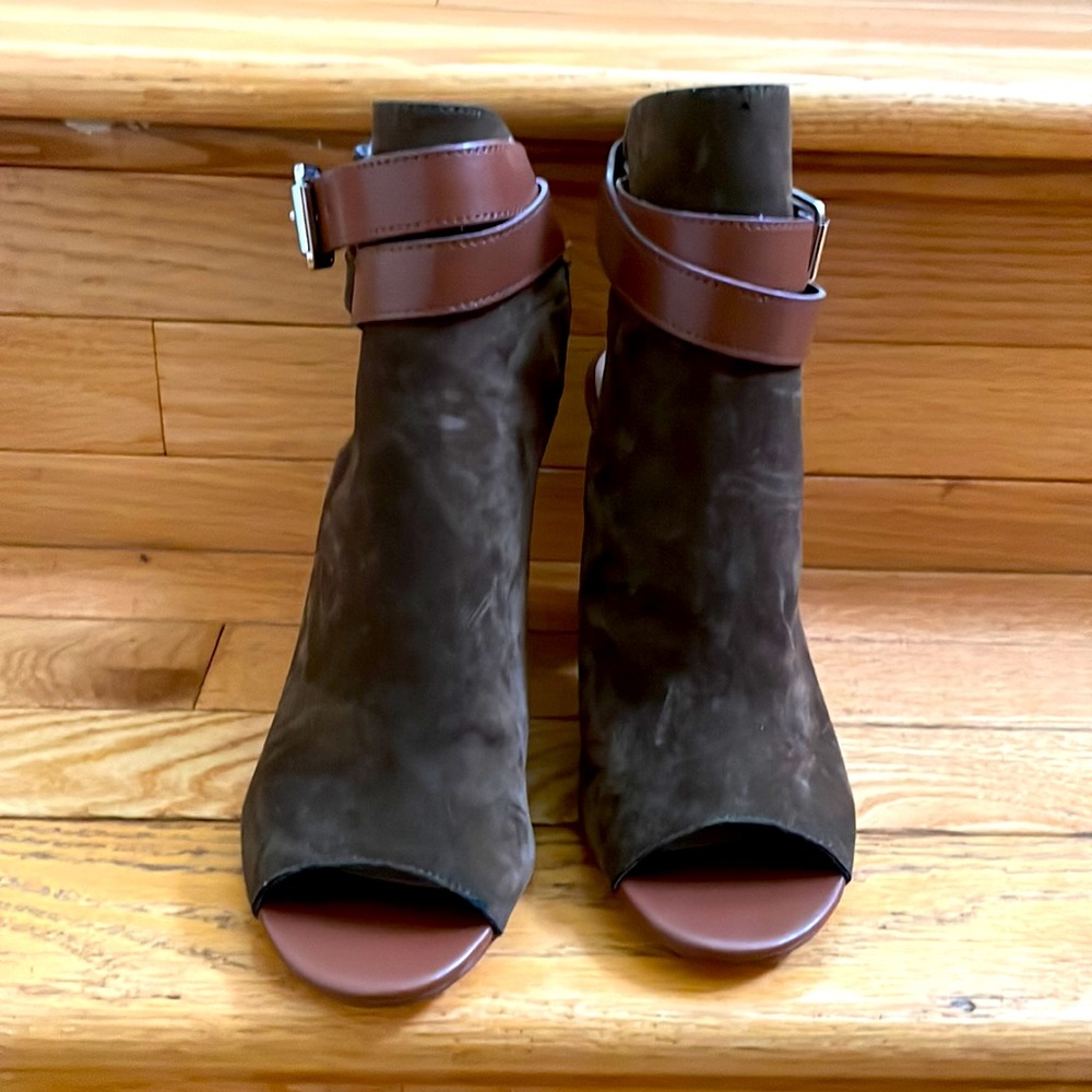 Olive Green Suede Open Toe Boots Size 8